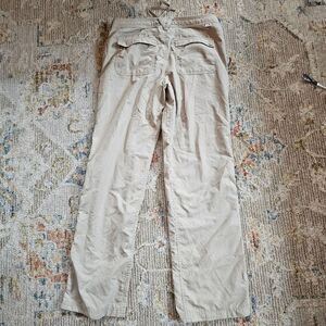 The North Face Women's Straight Leg Pants in Light Beige